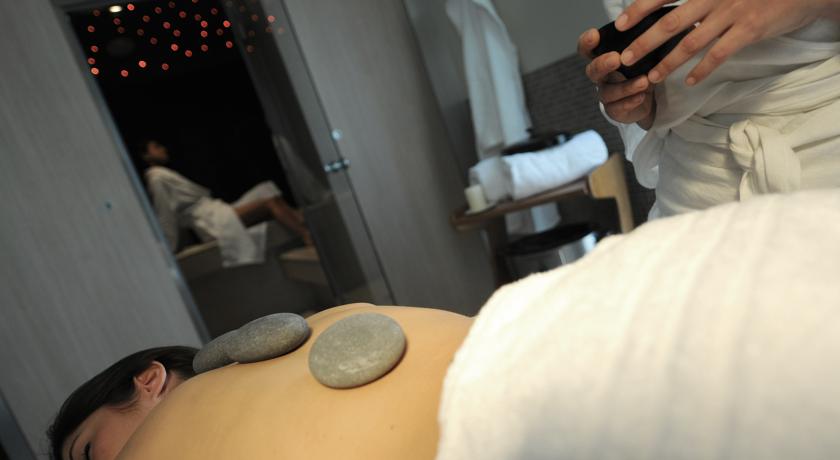 ziba-wellness-spa-massaggio